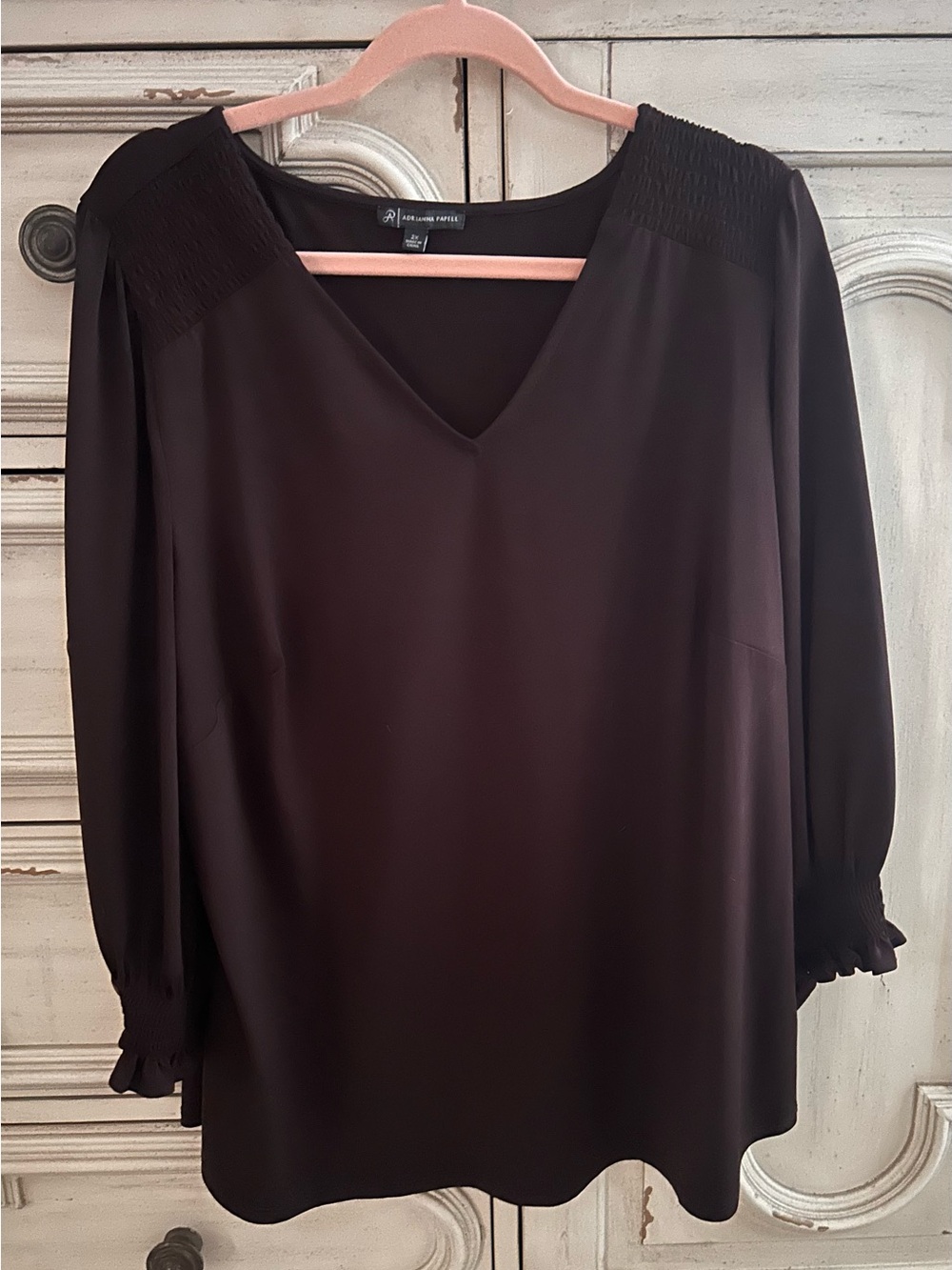 Adrianna Papell Black V-Neck Long-Sleeve Blouse